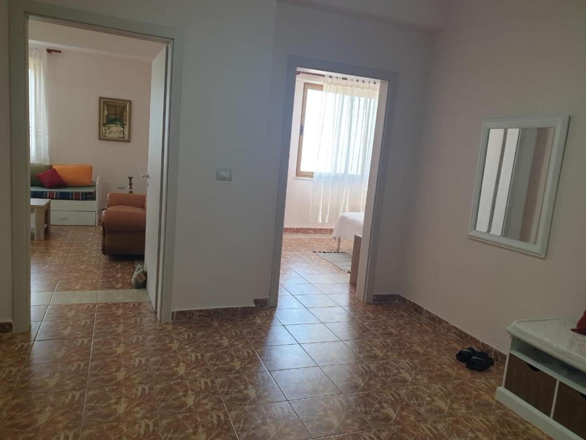 Jozi Kaiser Apartment 1 Дуррес Экстерьер фото